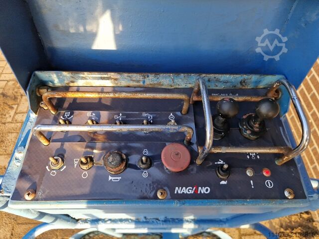 Arbeitsbühne, Raupenarbeitsbühne Nagano 070, Hitachi HX NAGANO 070