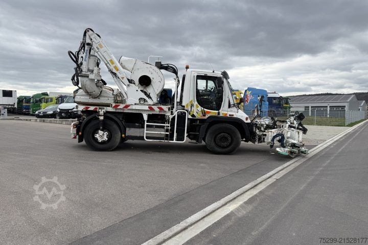 Sonstige Mercedes-Benz Unimog U400 Böschungsmäher / Swiss-Vehicle