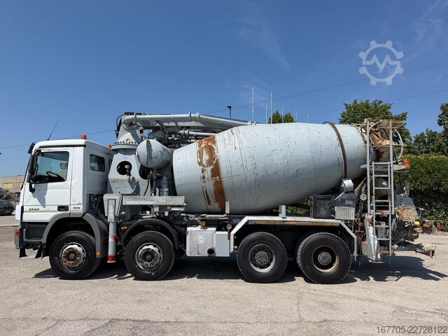 Concrete pump truck Mercedes-Benz Actros 4144 B