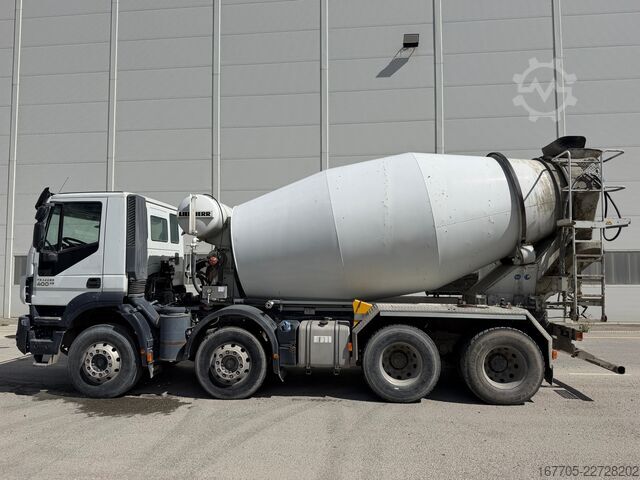Betonmischer LKW IVECO TRAKKER 400
