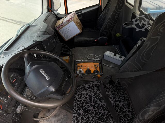 Betonmischer LKW Iveco TRAKKER AD340T45