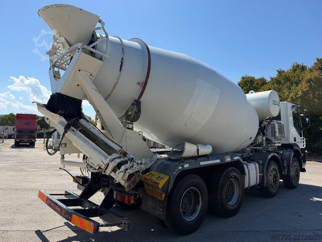 Betonmischer LKW Iveco Trakker 450