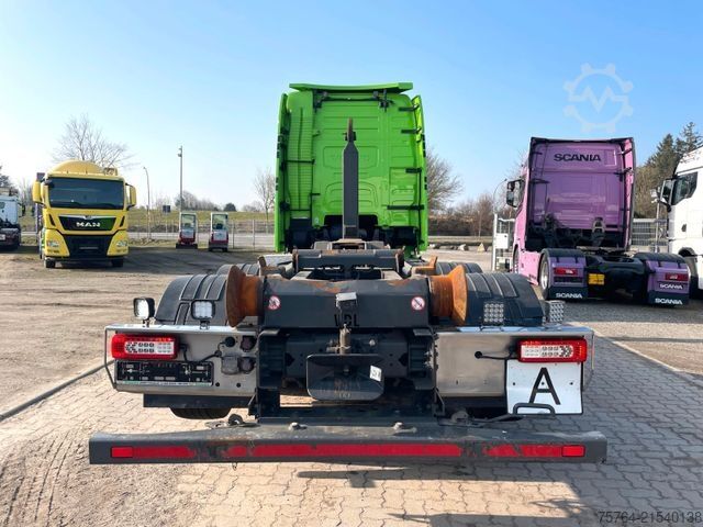 Roll-off tipper truck VOLVO FH500/VDL Abrollhaken 7,10m/Funk/Globe XL