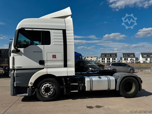 Standard SZM MAN TGX 18.460 * VOLUMEN * RETARDER*315 / 70 BEREIFT