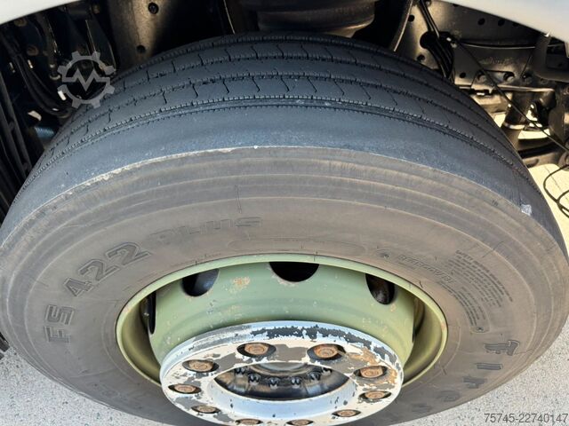 Volumen SZM MAN TGX 18.460 * VOLUMEN * RETARDER*315 / 70 BEREIFT