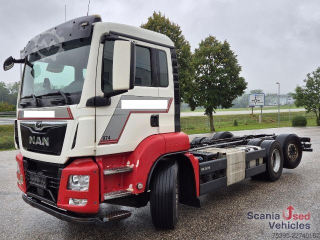LKW-Fahrgestell MAN TGX 26.460 6X2*4 FGST Motor Überholt !!