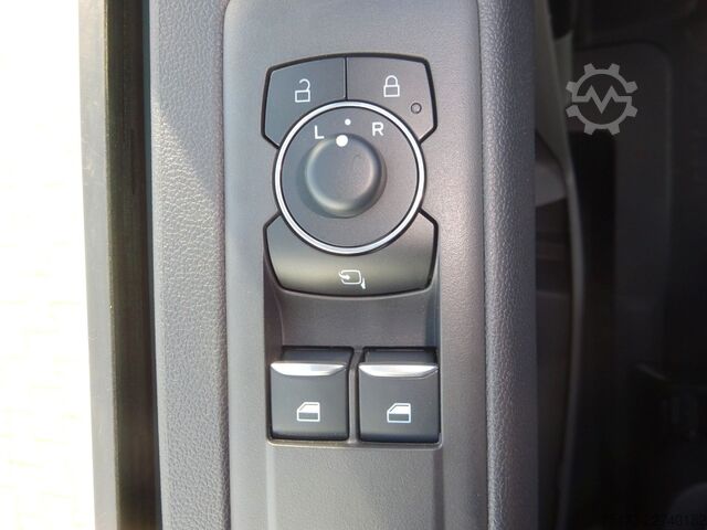 Panel van FORD Transit Custom 320L1 Sport 4x4 Aut. AHK Standhz
