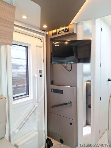 Teilintegriertes Wohnmobil BÜRSTNER B66 TD 690 *Hubbett*Lithium*TV/SAT