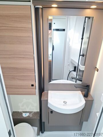 Teilintegriertes Wohnmobil BÜRSTNER B66 TD 690 *Hubbett*Lithium*TV/SAT