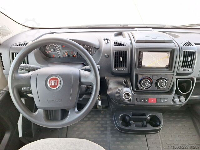 Alkoven Wohnmobil CARADO A 132 wenig Kilometer