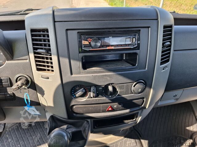 Lkw-Arbeitsbühne Palfinger P260 B