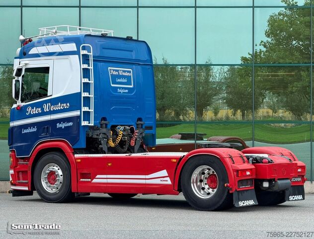 Standard tractor unit SCANIA R500 NGS EURO 6 RETARDER FULL AIR 4-POINTS AIRSU