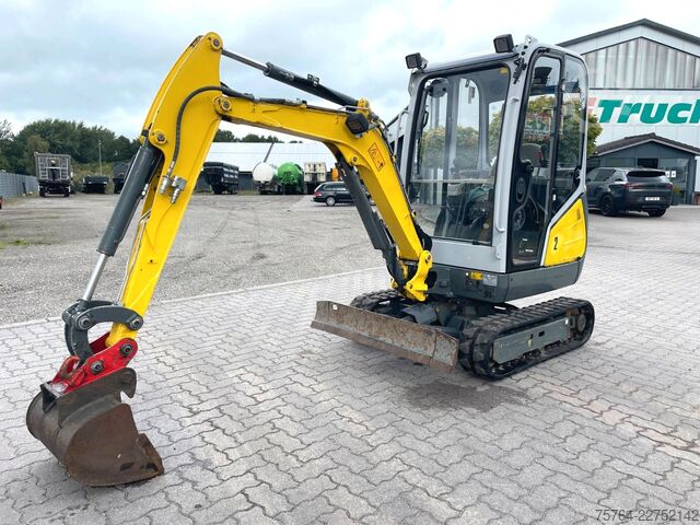 Mini excavator NEUSON ET 18 / Schnellwechsler / Schaufel