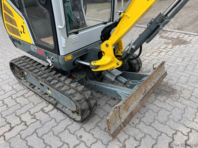 Mini excavator NEUSON ET 18 / Schnellwechsler / Schaufel