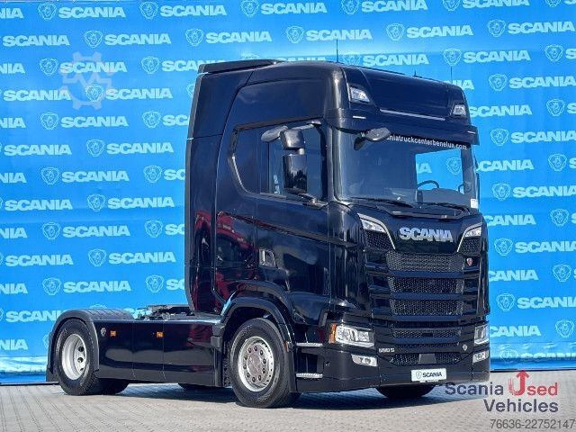 Standard tractor unit Scania S 590 A4x2NA RETARDER V8 DIFF-L LED