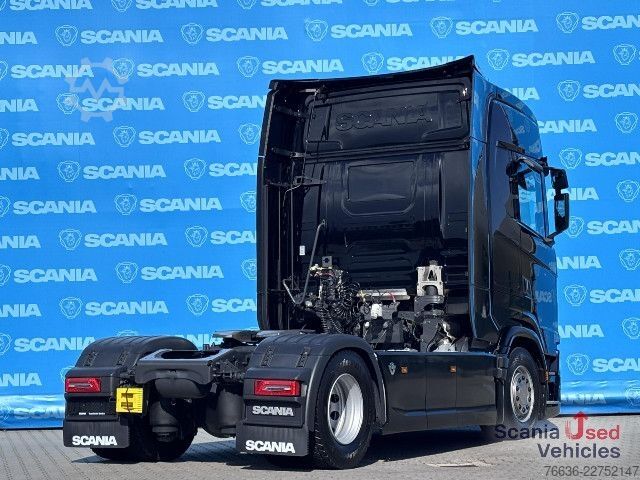 Standard tractor unit Scania S 590 A4x2NA RETARDER V8 DIFF-L LED