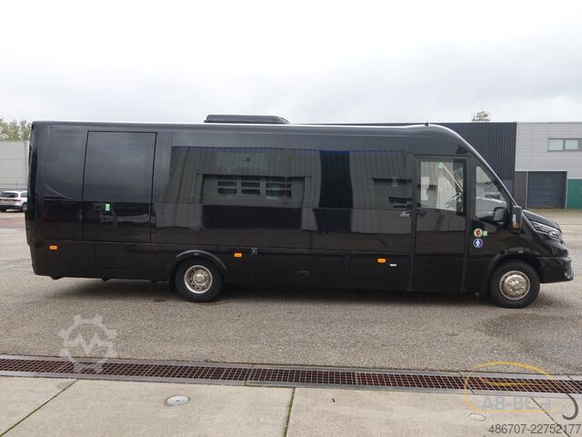 Motor coach IVECO Rosero First Busworld Edition 31 Sitze Euro 6