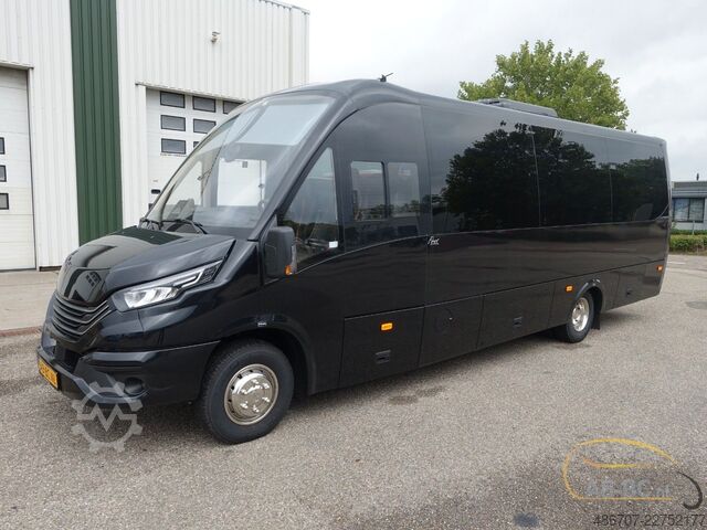 Motor coach IVECO Rosero First Busworld Edition 31 Sitze Euro 6