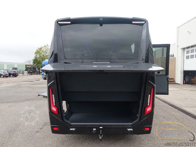Motor coach IVECO Rosero First Busworld Edition 31 Sitze Euro 6