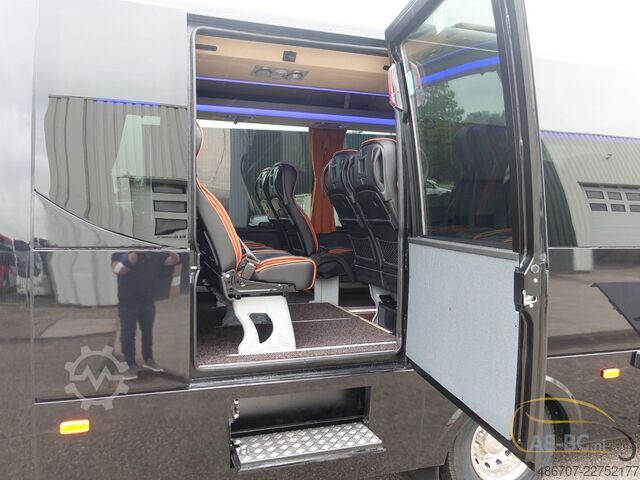 Motor coach IVECO Rosero First Busworld Edition 31 Sitze Euro 6
