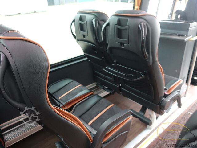 Motor coach IVECO Rosero First Busworld Edition 31 Sitze Euro 6