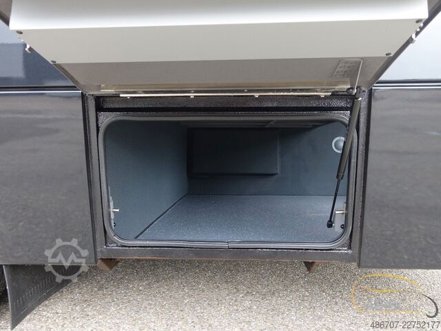 Motor coach IVECO Rosero First Busworld Edition 31 Sitze Euro 6