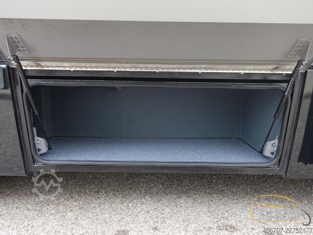 Motor coach IVECO Rosero First Busworld Edition 31 Sitze Euro 6
