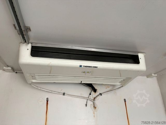 Kühlkoffer-LKW MERCEDES-BENZ Atego 1222  / Thermo King V-600 Max