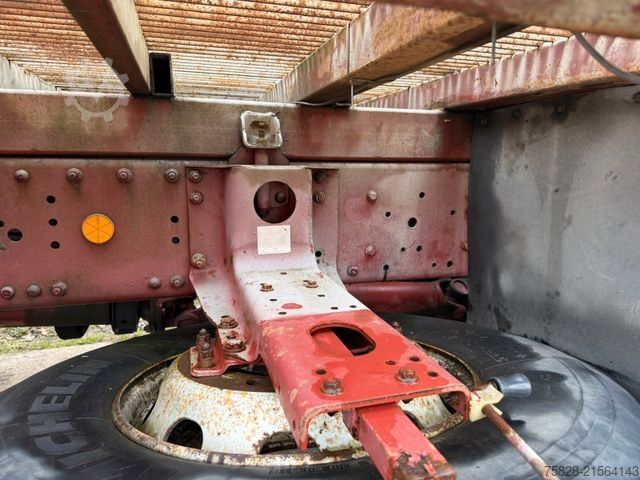 LKW mit Pritsche (offen) IVECO Cursor 310 / Auffahr Pritsche 7,75 M /Seilwinde