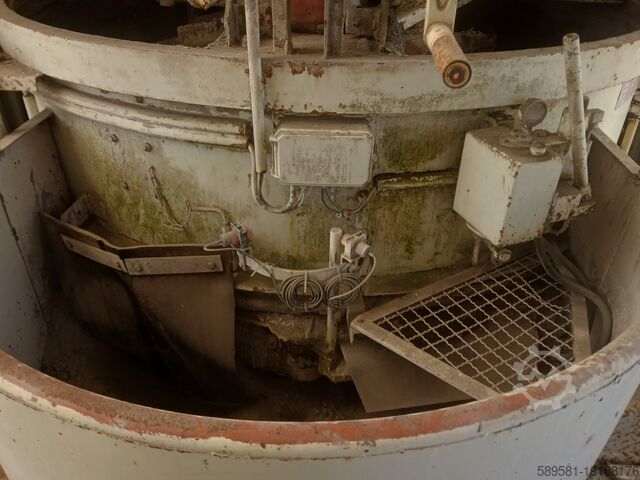 Stationäre Betonmischanlage Liebherr Betonmix 1,0S