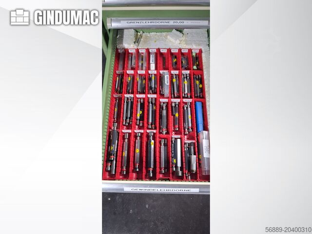 Optische Messmaschine KEYENCE IM-6025