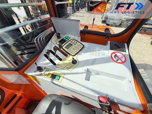 Vierwegestapler Hubtex DQ45-D TRIPLEX 5500 FORK POSITIONER