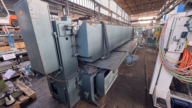 Schwenkbiegemaschine RAS 76.61