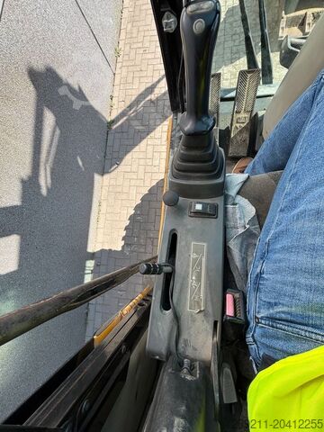 Radbagger CAT M 313 C (Low verified hours)