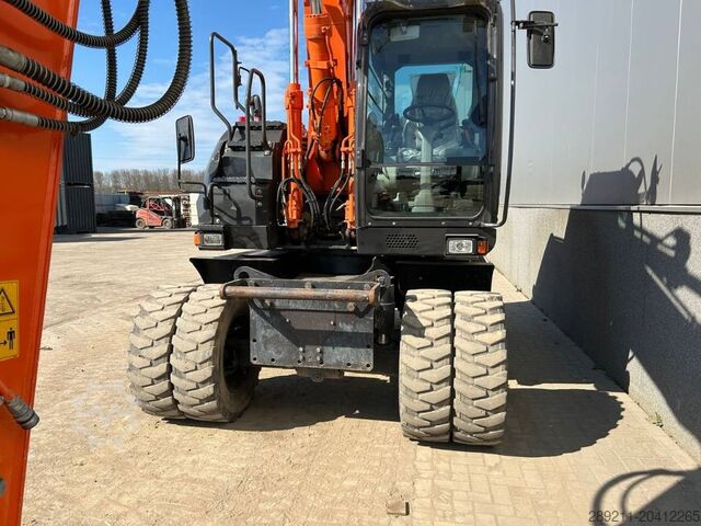 Radbagger Hitachi ZX 140 W-5B