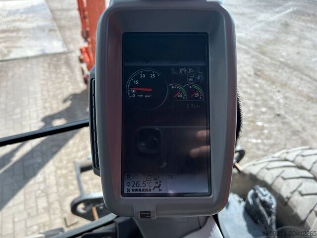 Radbagger Hitachi ZX 140 W-5B