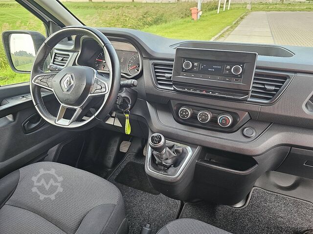 Hochdachkombi RENAULT TRAFIC 2.0 DCI L2H1 Airco Trekhaak