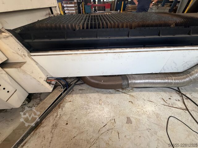 Laserschneidmaschine Faserlaser Bodor P3