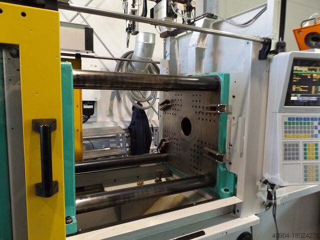 Injection molding machine Arburg 470C 1500-350  (3 Spritzeinheiten)