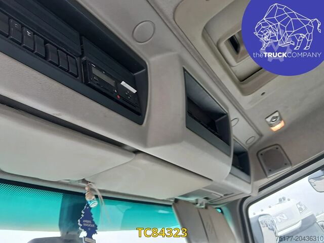 Container transportation Renault Kerax