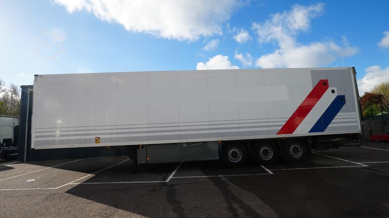Kühl-/Tiefkühltransport Schmitz Cargobull 3 AXLE FRIGO TRAILER WITH THERMO KING SLX I BI-...