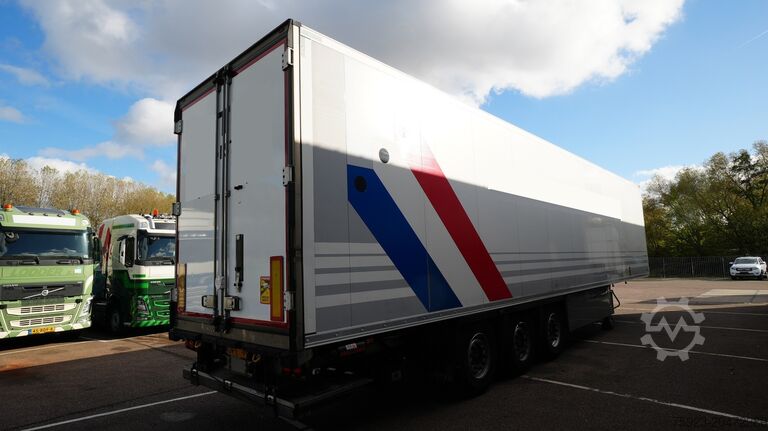 Kühl-/Tiefkühltransport Schmitz Cargobull 3 AXLE FRIGO TRAILER WITH THERMO KING SLX I BI-...