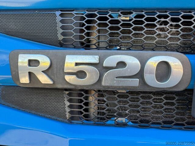 Standard tractor Scania R520 LA