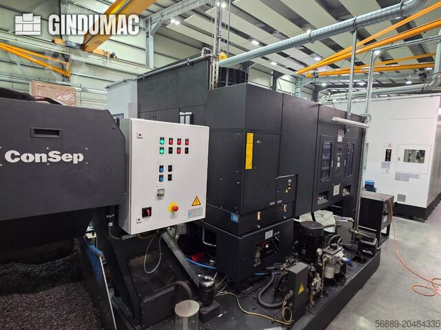 Universal-Bearbeitungszentrum Mazak Variaxis 630-5X