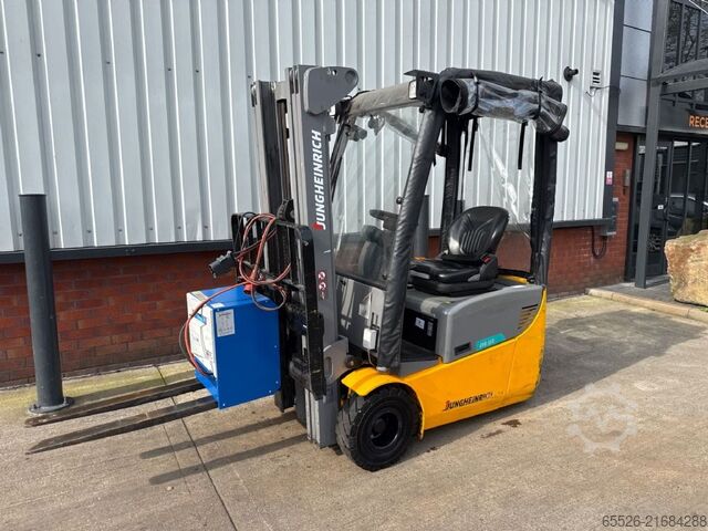 Elektro 3 Rad-Stapler Jungheinrich EFG 113 SP / 1487 Std. / Gewicht 2950 Kg