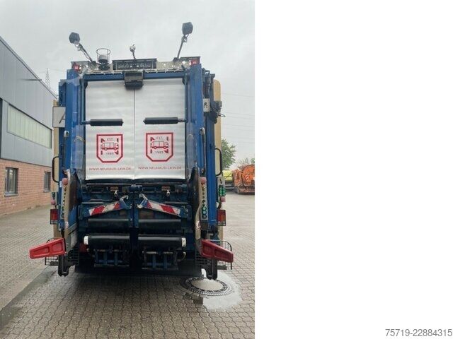 Van MAN 26.340 6x2 TGM Zöller Medium XL-S/2301