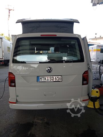  Volkswagen California Ocean 2022 | Cambio automatico | Tetto a soffietto