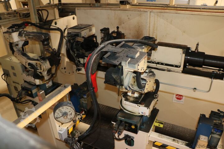 Welding robot TWIN ROBOT WELDING CELL SEVERT-OTC S40.6-4