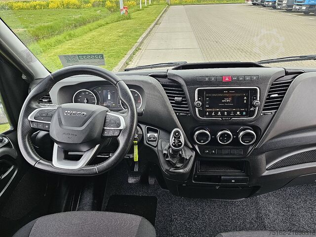 Hochdachkombi IVECO DAILY 35S18 ac automaat EURO6