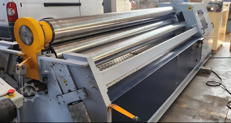 Vierwalzen-Blechbiegemaschine Uzma HUMS-4 30220
